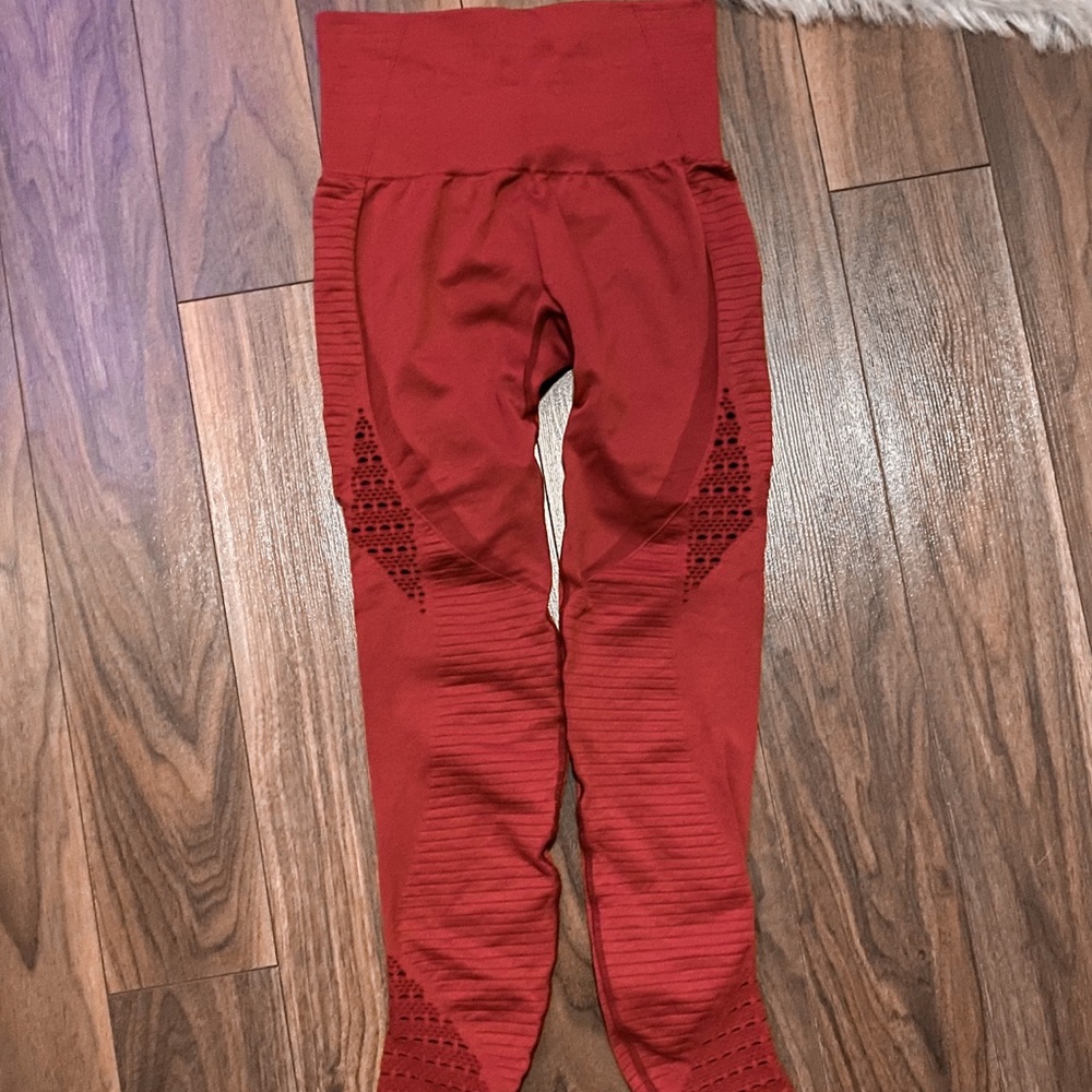 Red Energy Seamless Leggings